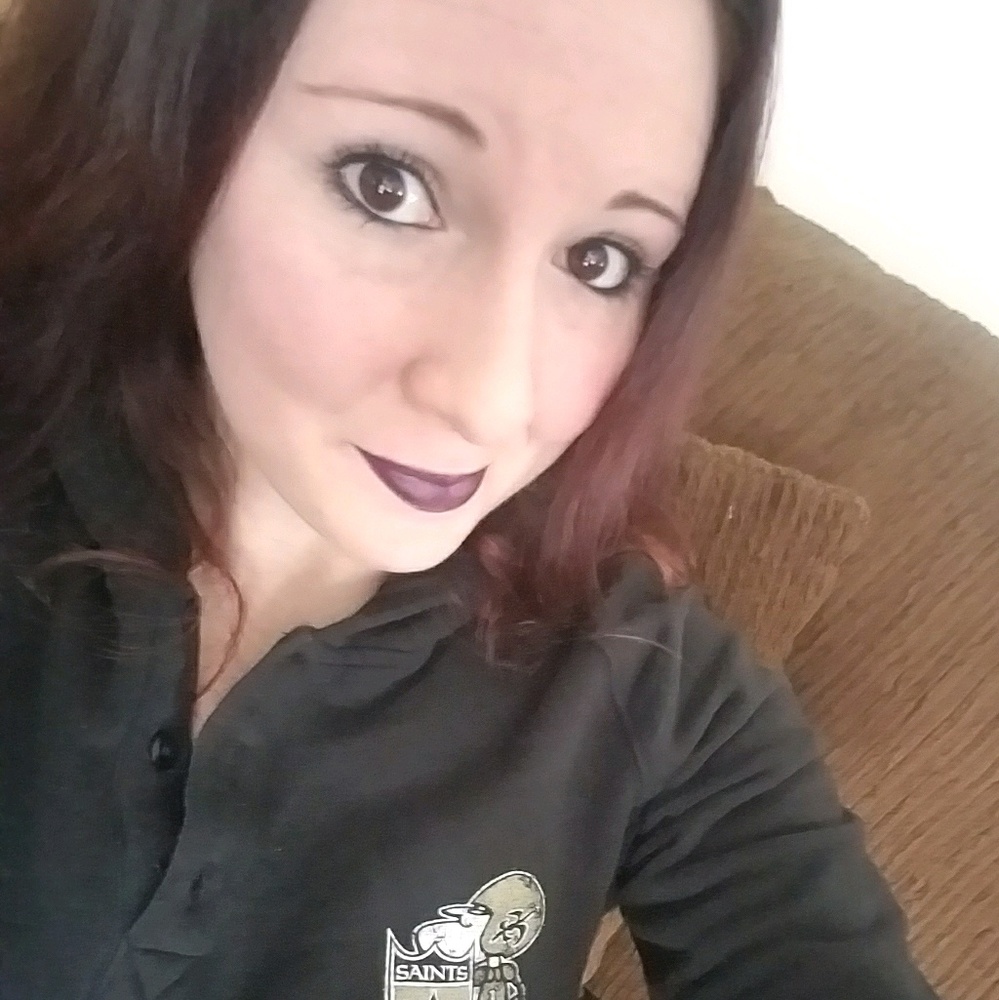 Meet your Posher, Angela